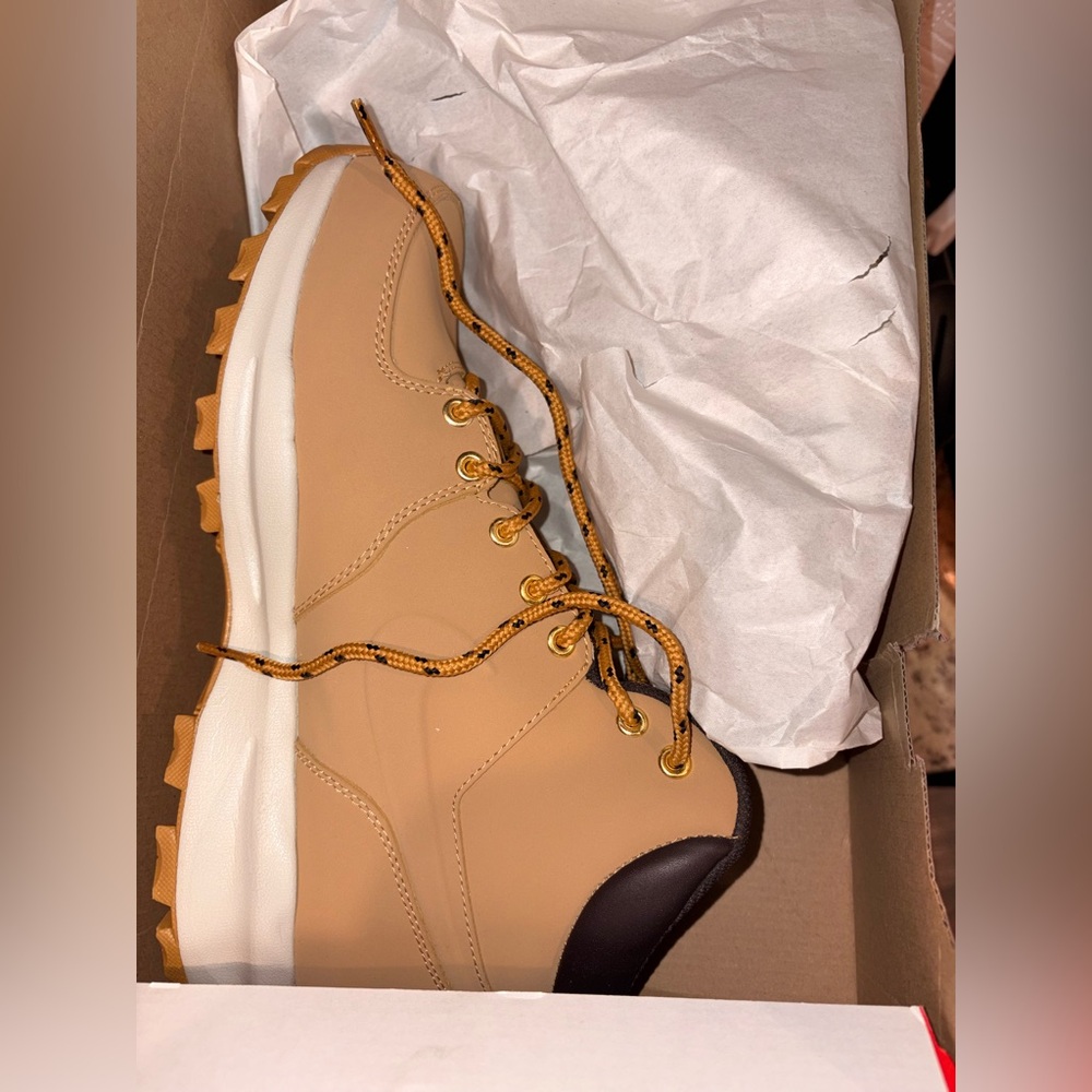 Nike Beige and Dark Brown Athletic Shoes